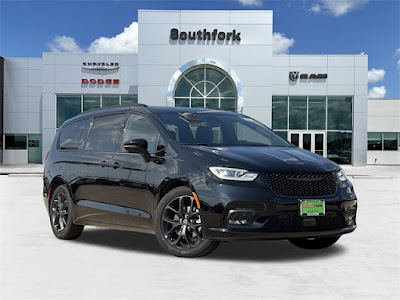 2026 Chrysler Pacifica