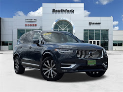 2023 Volvo XC90 B5 Plus
