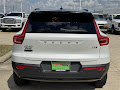2022 Volvo XC40 R-Design