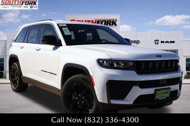 2026 Jeep Grand Cherokee Laredo