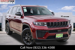 2026 Jeep Grand Cherokee Laredo